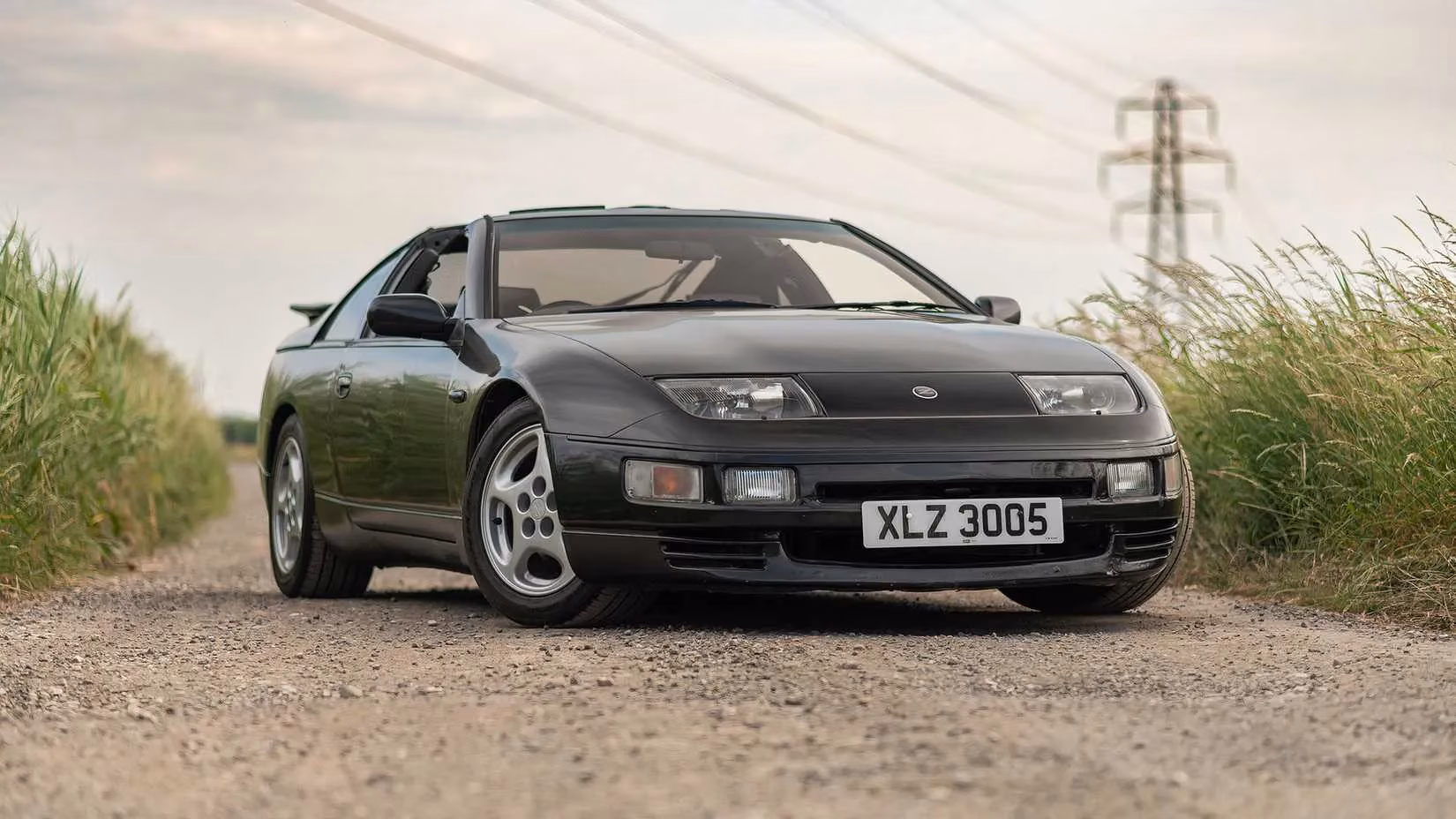 the-legendary-titans-the-1990s-most-reliable-and-electrifying-sports-cars-that-still-dominate-today-image-2
