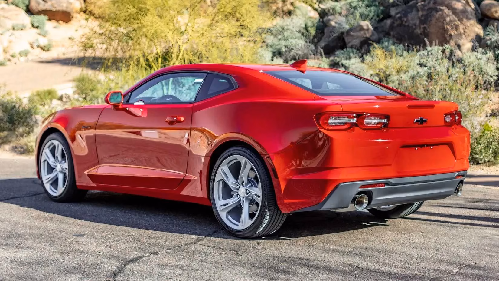 why-the-2026-chevrolet-malibu-and-camaro-still-rule-the-low-maintenance-kingdom-image-2