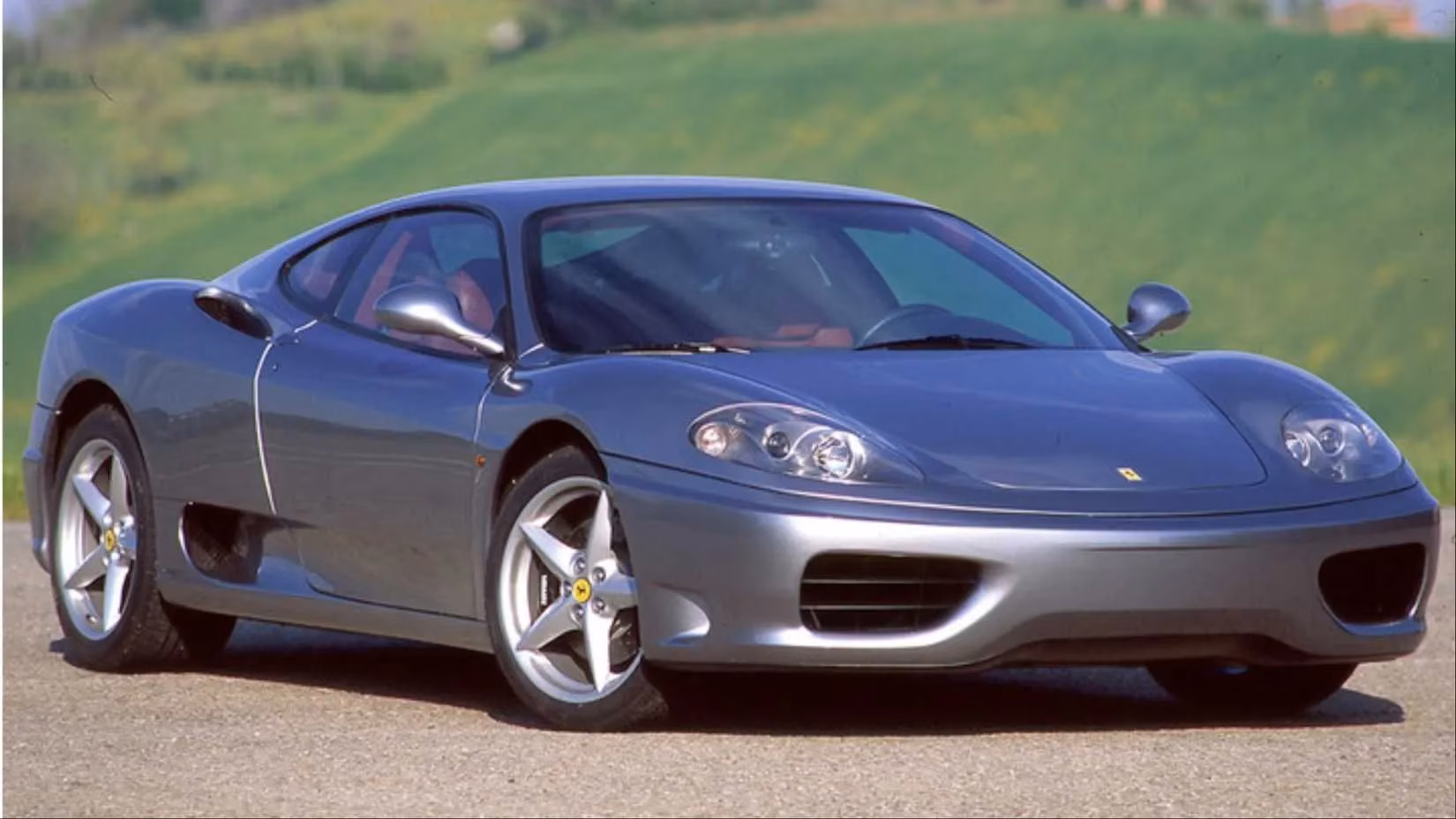 the-ferrari-that-actually-loves-daily-driving-image-1