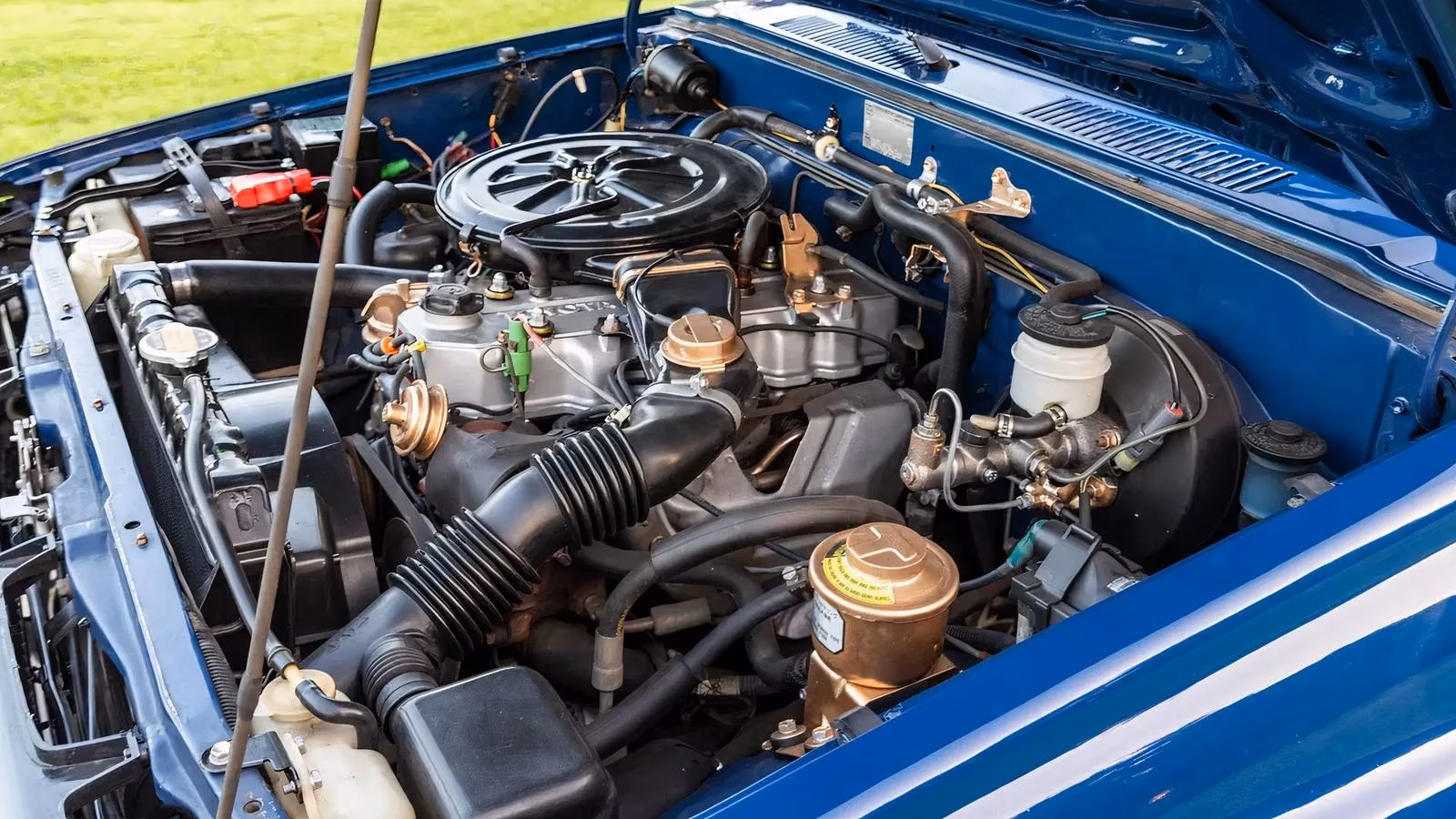 toyota-22re-vs-honda-k24-the-most-reliable-four-cylinder-engines-ever-image-0