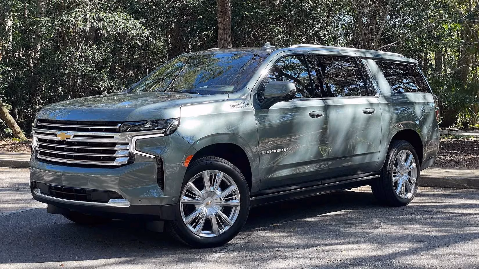 whispers-of-asphalt-and-steel-a-journey-through-cherished-chevrolets-image-0