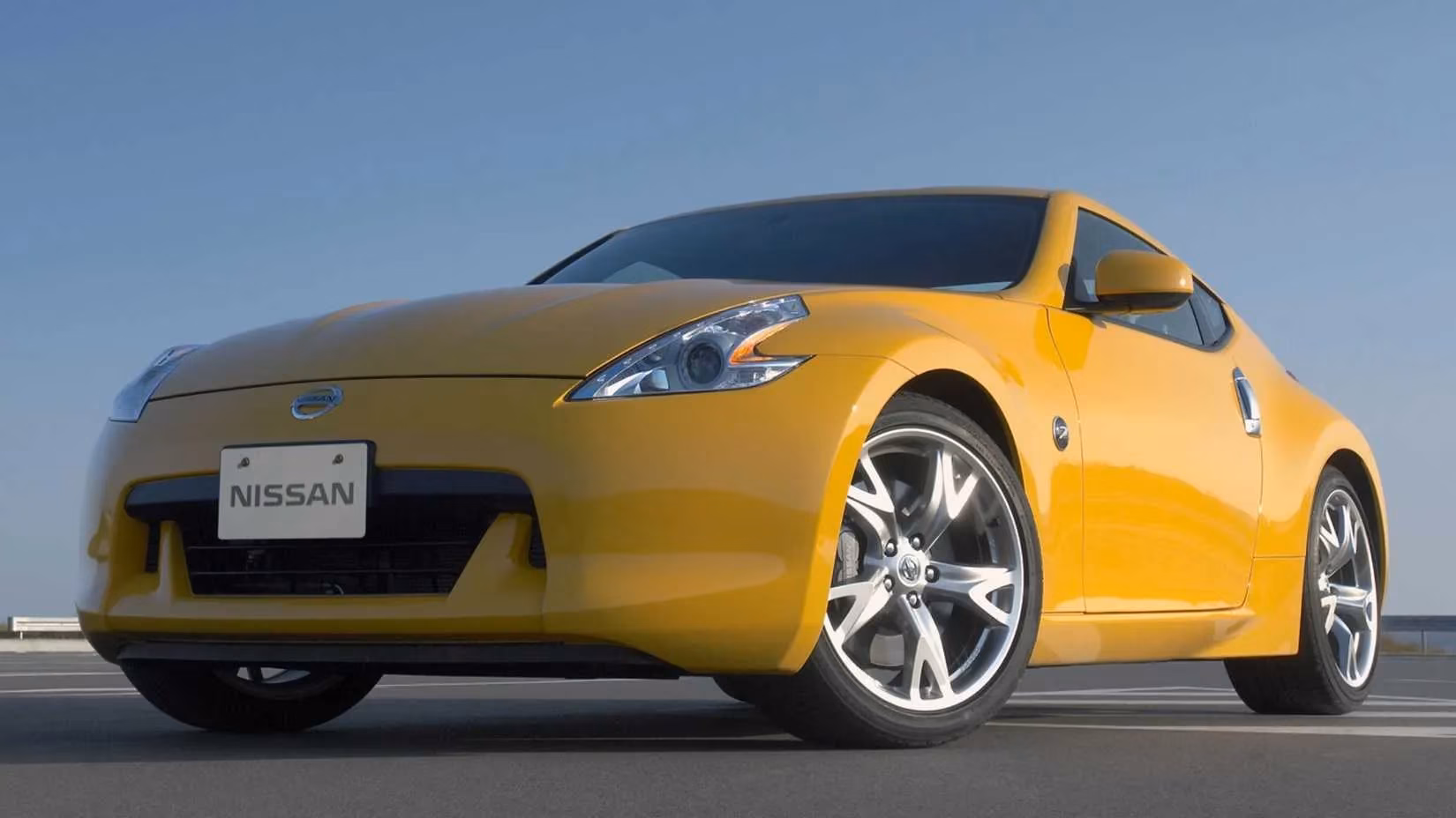 budget-speedsters-the-most-reliable-used-sports-cars-for-2026-image-5