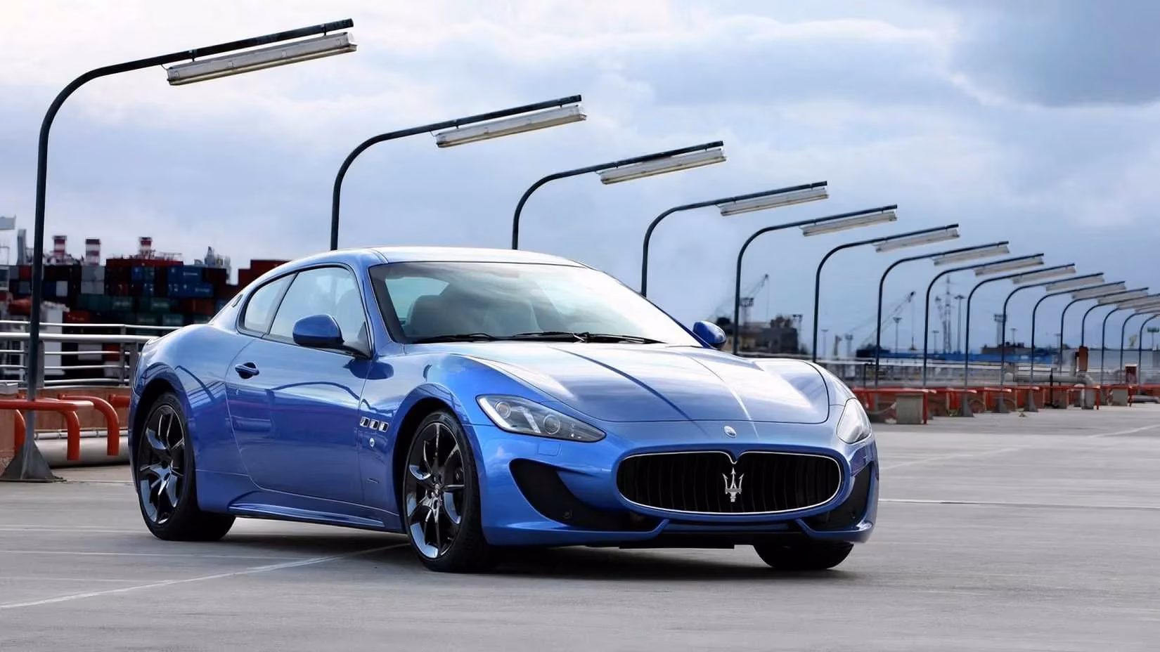 top-10-affordable-supercars-that-won-t-drain-your-wallet-in-2025-image-4