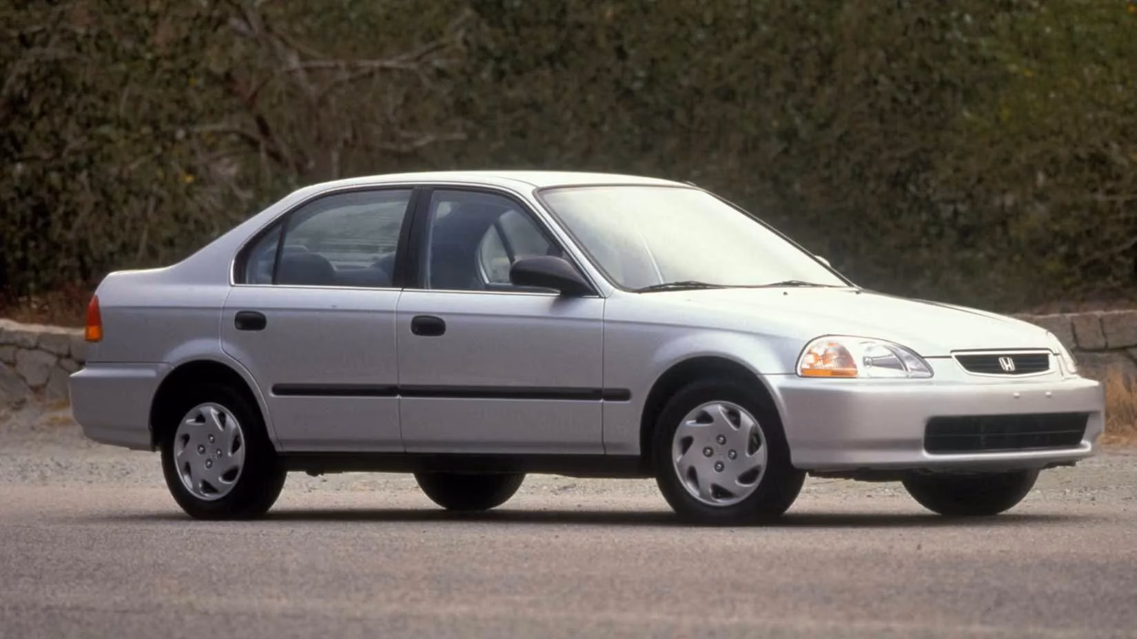 the-honda-civic-a-timeless-champion-of-reliability-and-value-in-2026-image-3