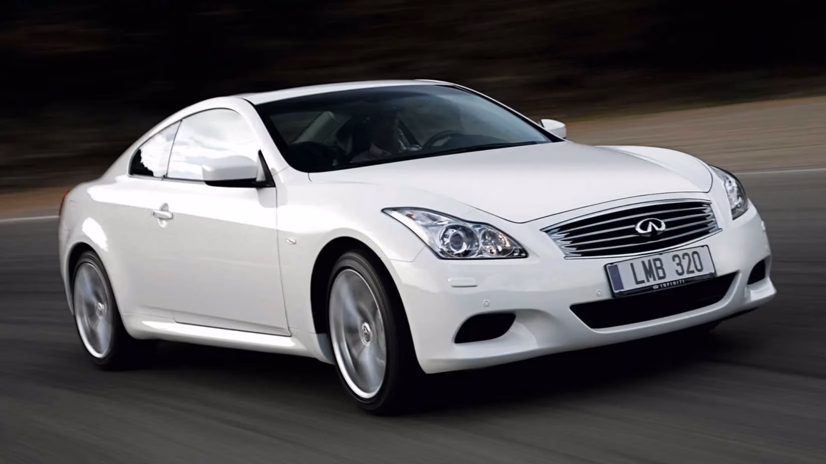 budget-speedsters-the-most-reliable-used-sports-cars-for-2026-image-6