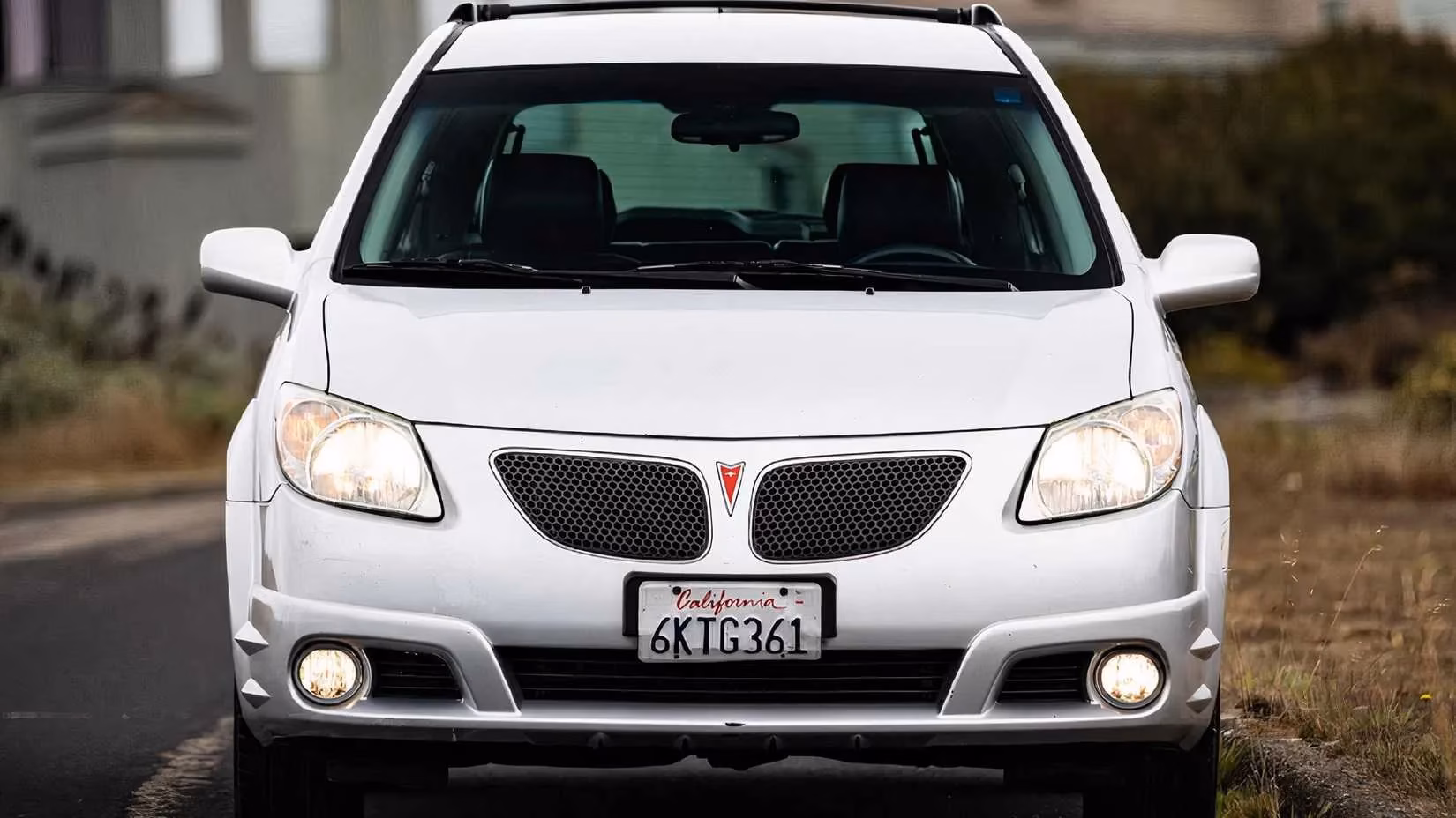 why-the-pontiac-vibe-and-grand-prix-are-reliable-used-bargains-in-2026-image-1