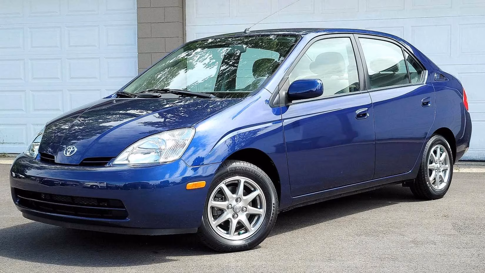 why-the-toyota-prius-still-rules-the-cheapest-maintenance-game-in-2026-image-1