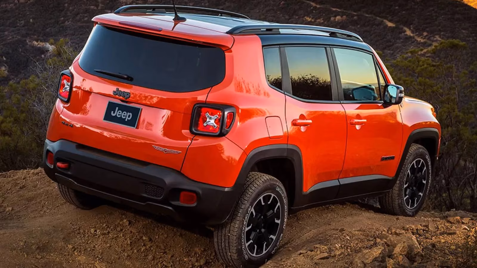 the-discontinued-jeep-renegade-still-wins-at-low-maintenance-costs-image-0
