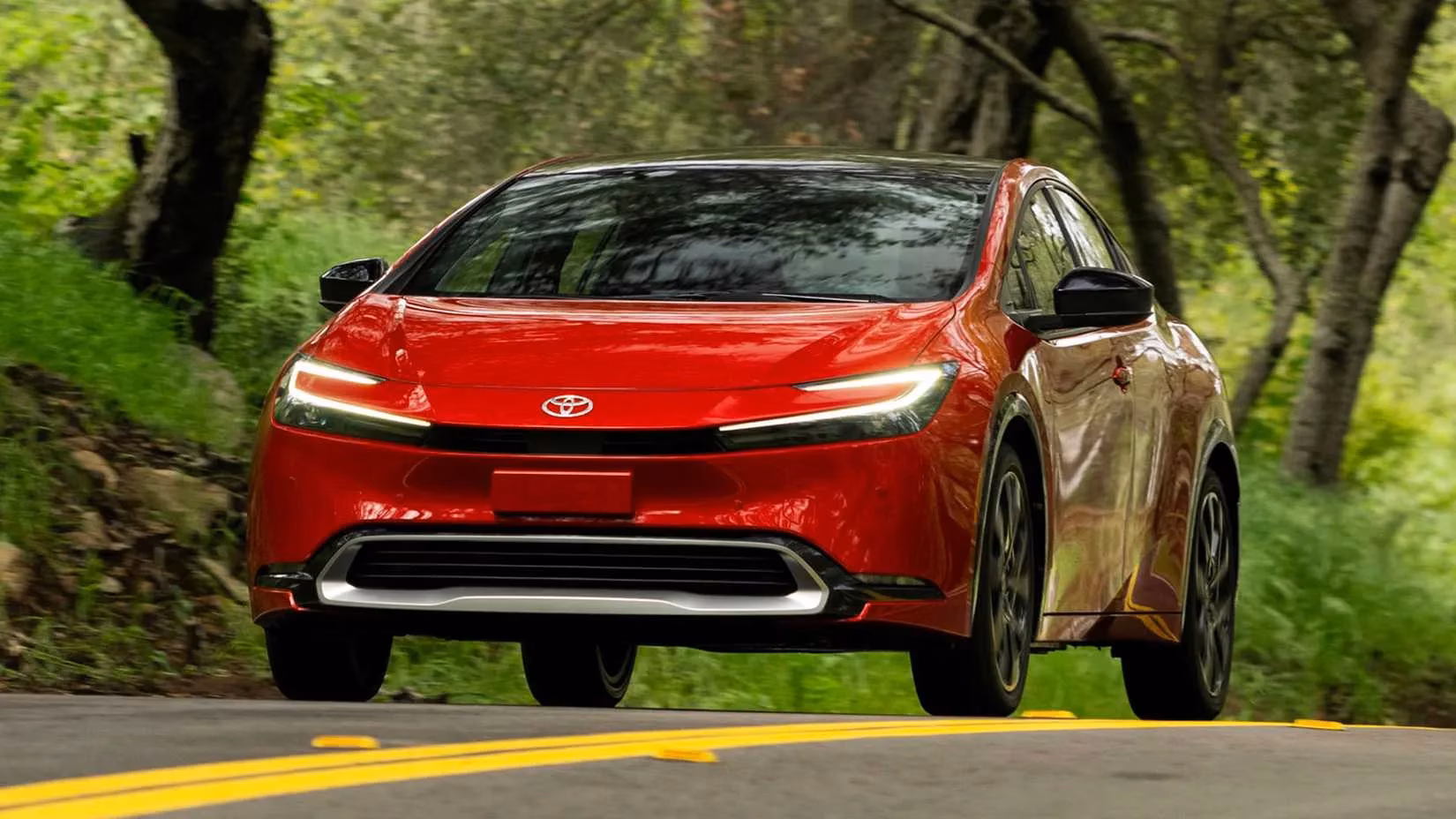 why-the-toyota-prius-is-still-the-cheapest-car-to-maintain-in-2026-image-1
